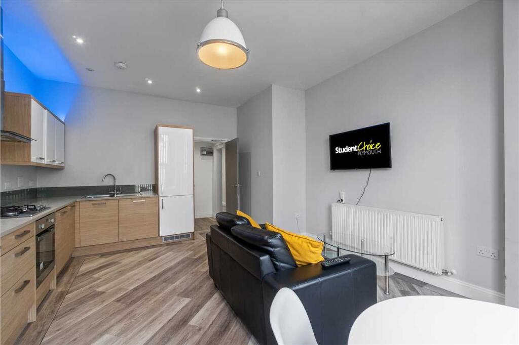 2 bed Apartment for rent in Plymouth. From Student Choice Plymouth - Plymouth