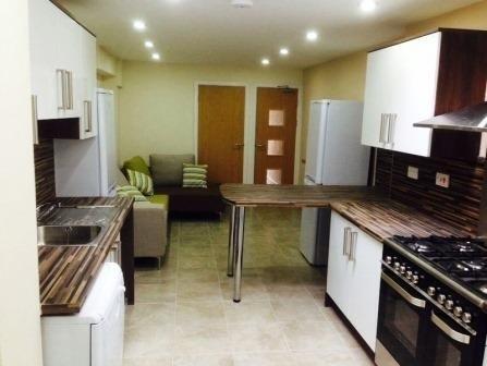 8 bed Detached for rent in Birmingham. From Purple Frog Property Ltd - Birmingham