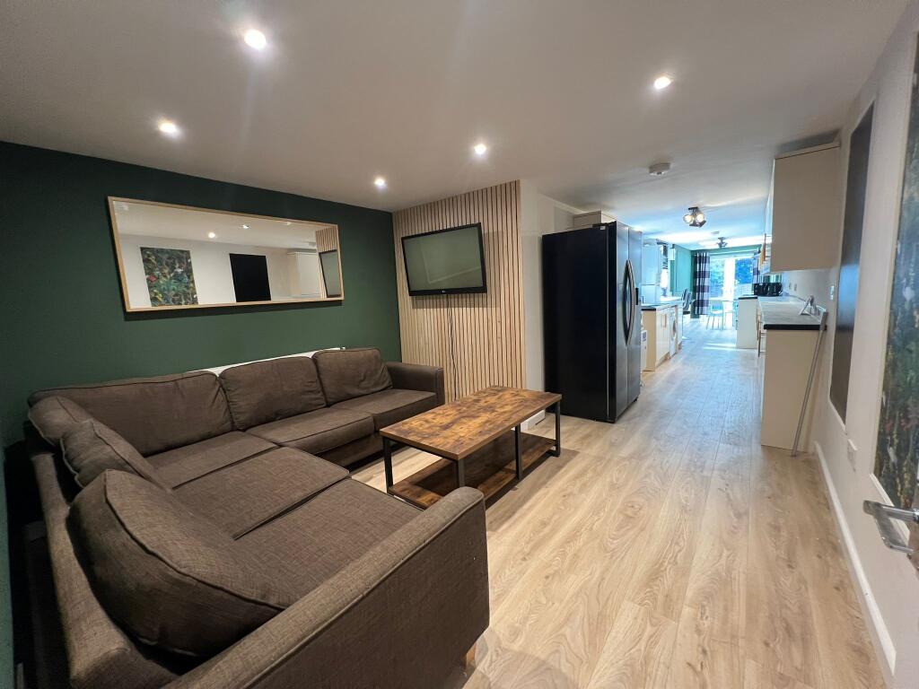 5 bed Detached for rent in Birmingham. From Purple Frog Property Ltd - Birmingham