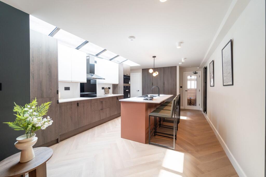 0 bed Studio for rent in Birmingham. From Purple Frog Property Ltd - Birmingham