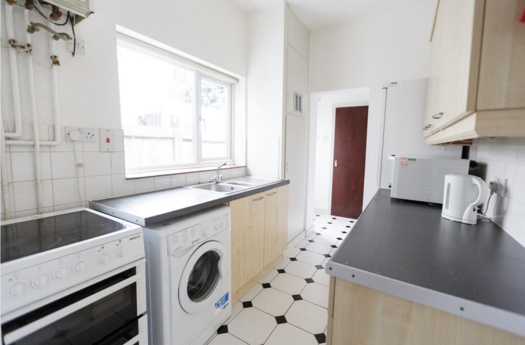 4 bed Detached for rent in Birmingham. From Purple Frog Property Ltd - Birmingham