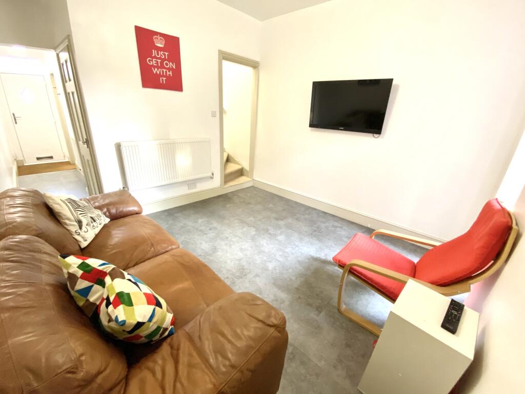3 bed Detached for rent in Birmingham. From Purple Frog Property Ltd - Birmingham 3 bed Detached for rent in Birmingham. From Purple Frog Property Ltd - Birmingham