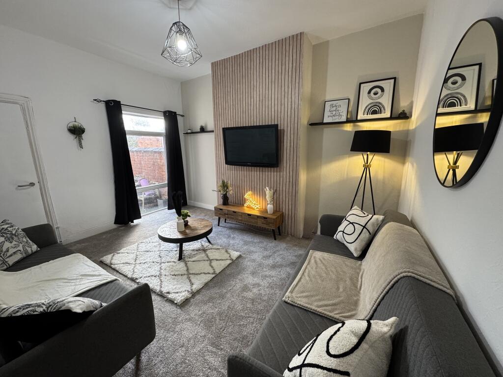 6 bed Detached for rent in Birmingham. From Purple Frog Property Ltd - Birmingham