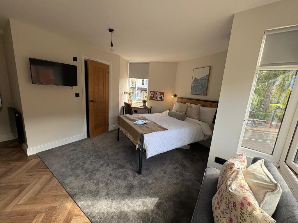 0 bed Studio for rent in Birmingham. From Purple Frog Property Ltd - Birmingham