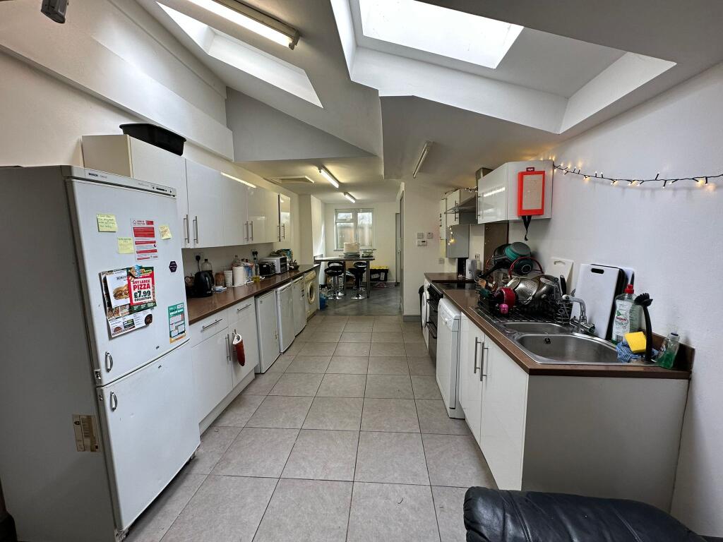 5 bed Detached for rent in Birmingham. From Purple Frog Property Ltd - Birmingham