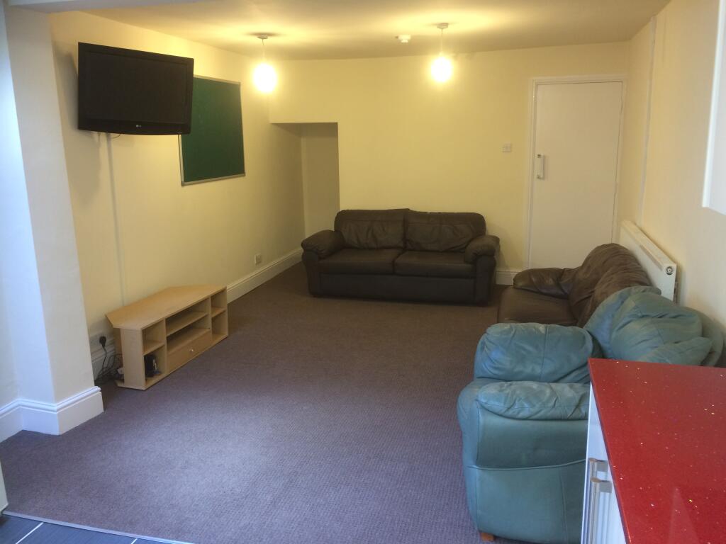 6 bed Detached for rent in Birmingham. From Purple Frog Property Ltd - Birmingham