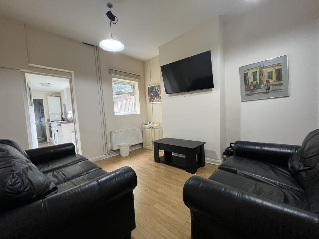 3 bed Detached for rent in Birmingham. From Purple Frog Property Ltd - Birmingham
