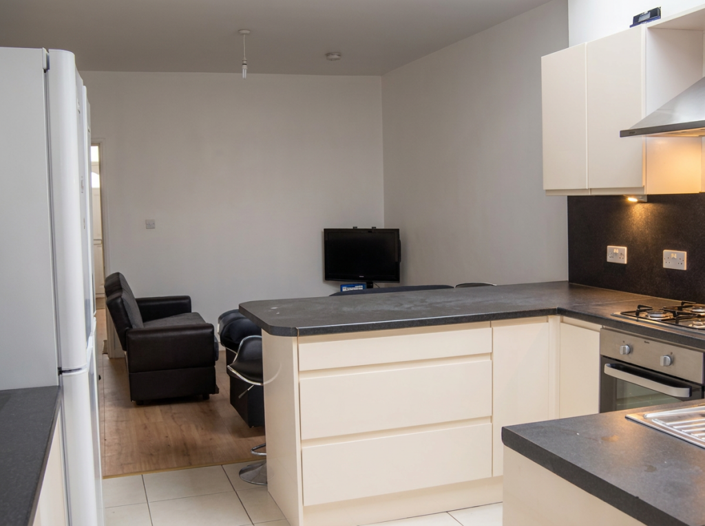 6 bed Detached for rent in Birmingham. From Purple Frog Property Ltd - Birmingham