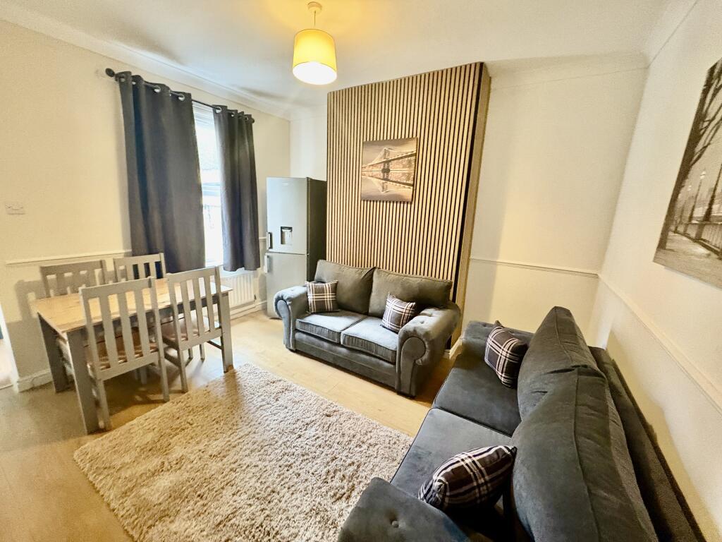 6 bed Detached for rent in Nottingham. From PURPLE FROG ASSET MANAGEMENT LIMITED - Nottingham