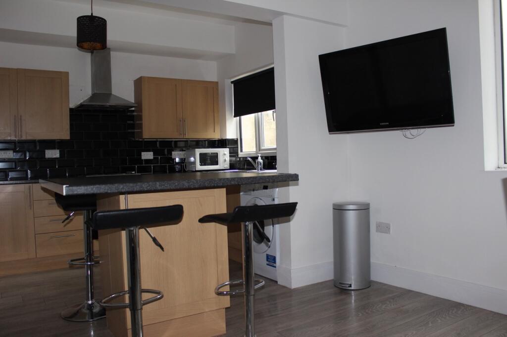 5 bed Detached for rent in Wilford. From PURPLE FROG ASSET MANAGEMENT LIMITED - Nottingham