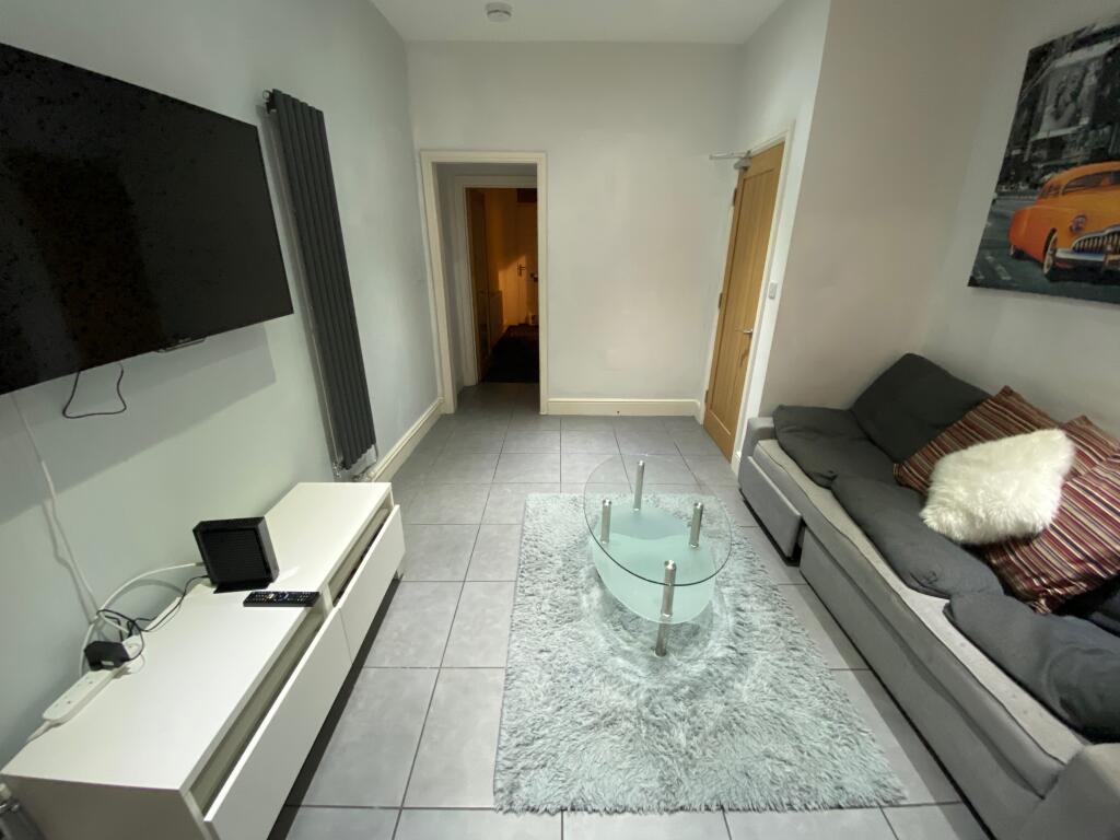 5 bed Detached for rent in Nottingham. From PURPLE FROG ASSET MANAGEMENT LIMITED - Nottingham 5 bed Detached for rent in Nottingham. From PURPLE FROG ASSET MANAGEMENT LIMITED - Nottingham