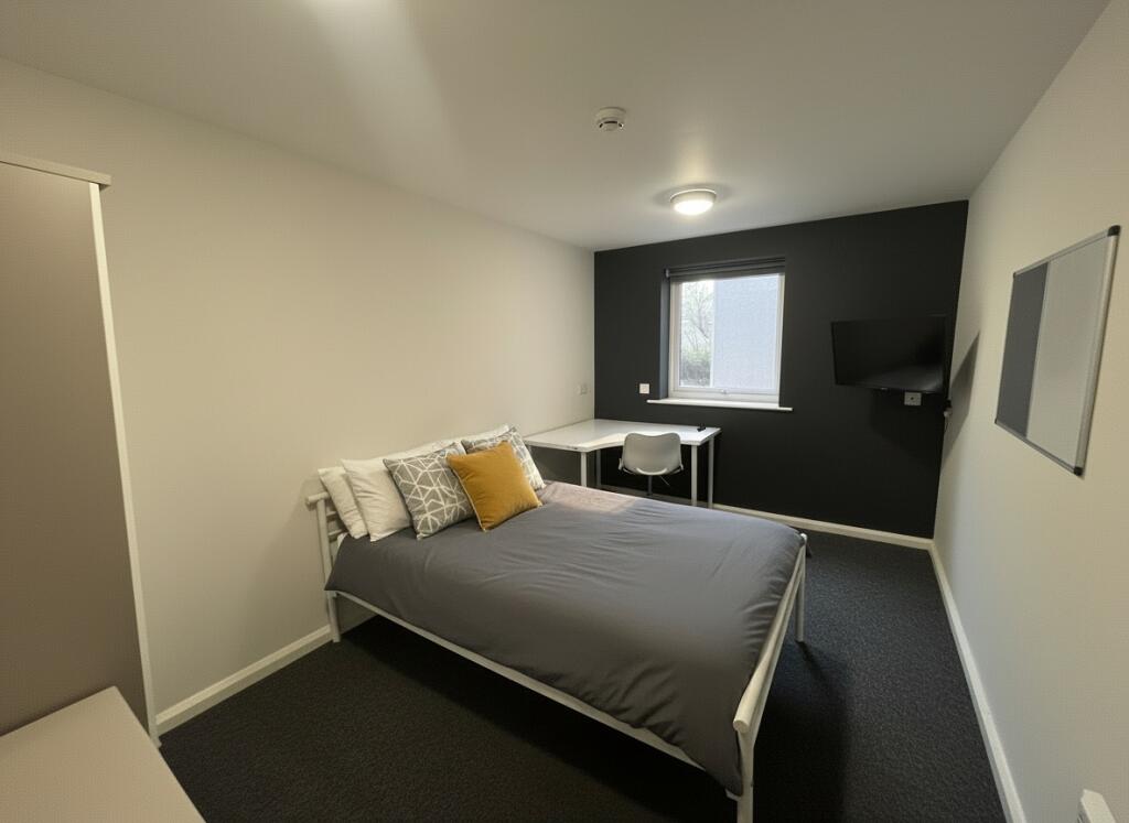 5 bed 1st Floor Flat for rent in Nottingham. From PURPLE FROG ASSET MANAGEMENT LIMITED - Nottingham