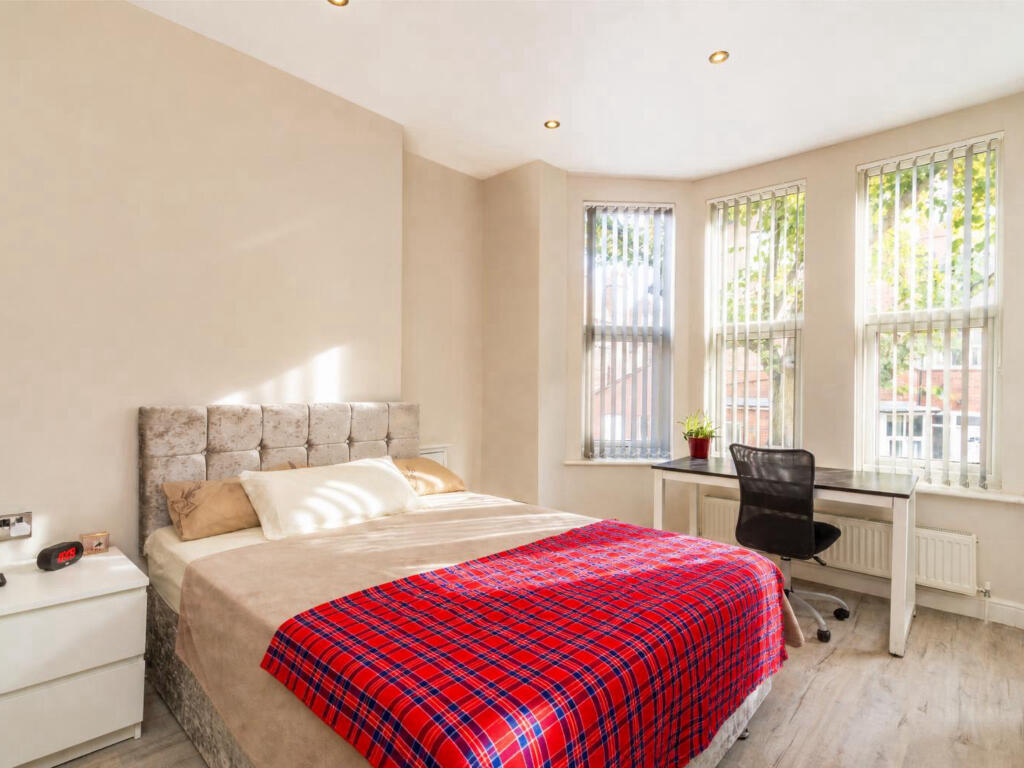 8 bed Detached for rent in Nottingham. From PURPLE FROG ASSET MANAGEMENT LIMITED - Nottingham 8 bed Detached for rent in Nottingham. From PURPLE FROG ASSET MANAGEMENT LIMITED - Nottingham