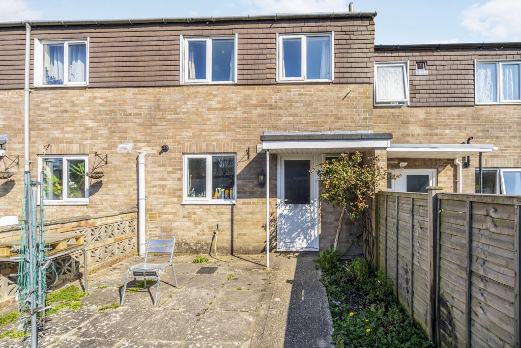 1 bed House Share for rent in Chichester. From Leaders - Cichester