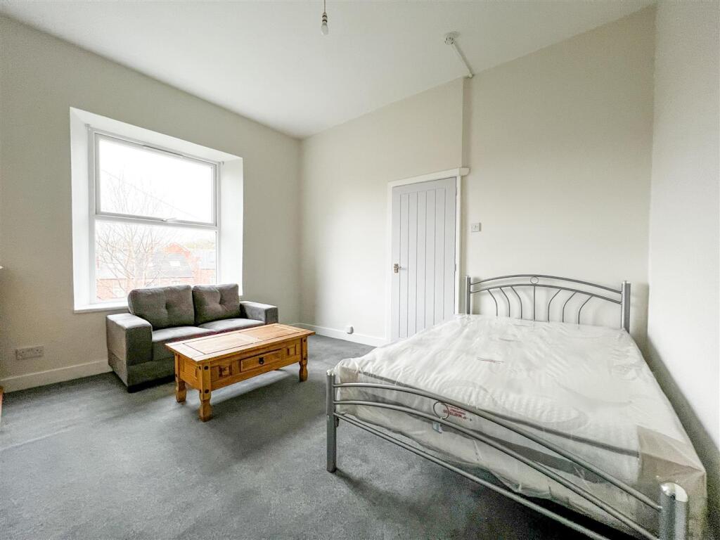 1 bed 1st Floor Flat for rent in Sheffield. From Broomhill Property Shop - Sheffield 1 bed 1st Floor Flat for rent in Sheffield. From Broomhill Property Shop - Sheffield