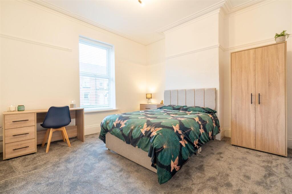 5 bed Detached for rent in Sheffield. From Broomhill Property Shop - Sheffield 5 bed Detached for rent in Sheffield. From Broomhill Property Shop - Sheffield