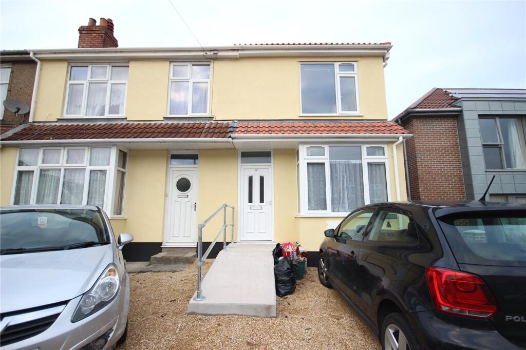 4 bed End of Terrace for rent in Bristol. From CJ Hole - Bishopston