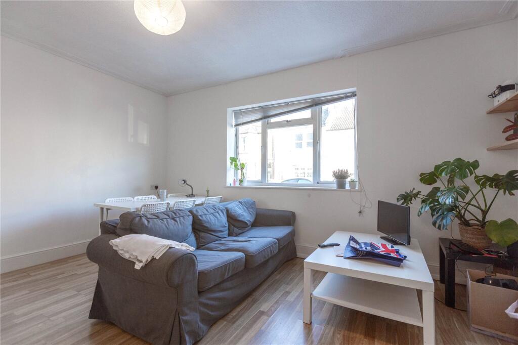 5 bed Semi Detached for rent in Bristol. From CJ Hole - Bishopston