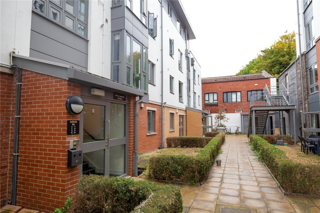 4 bed Apartment for rent in Bristol. From CJ Hole - Bishopston 4 bed Apartment for rent in Bristol. From CJ Hole - Bishopston