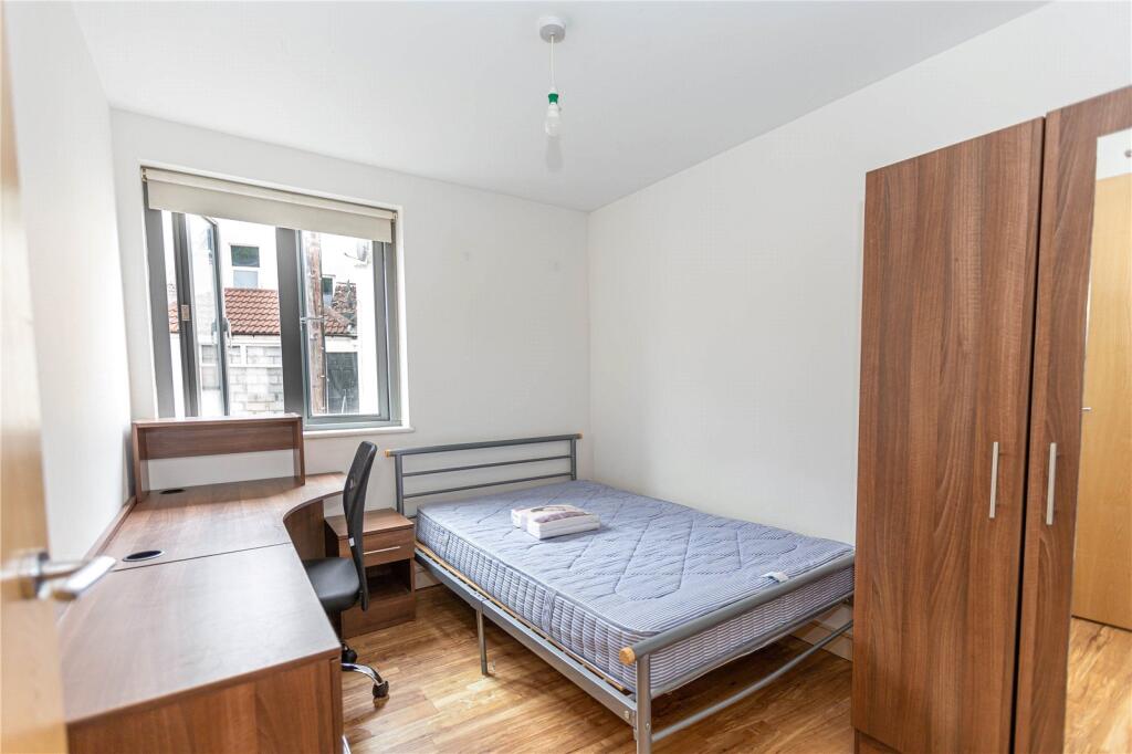 3 bed Apartment for rent in Bristol. From CJ Hole - Bishopston 3 bed Apartment for rent in Bristol. From CJ Hole - Bishopston