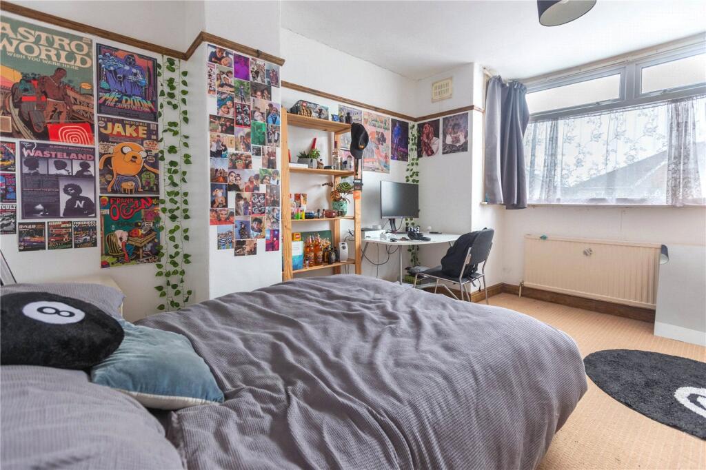 3 bed End of Terrace for rent in Bristol. From CJ Hole - Bishopston 3 bed End of Terrace for rent in Bristol. From CJ Hole - Bishopston