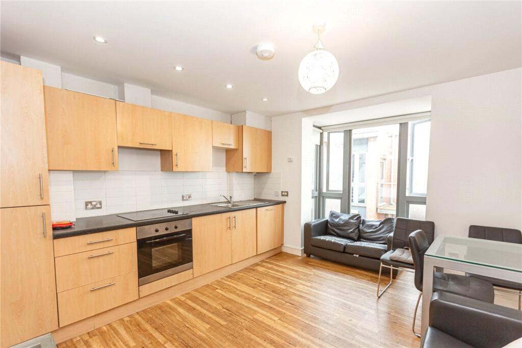 3 bed Apartment for rent in Bristol. From CJ Hole - Bishopston 3 bed Apartment for rent in Bristol. From CJ Hole - Bishopston