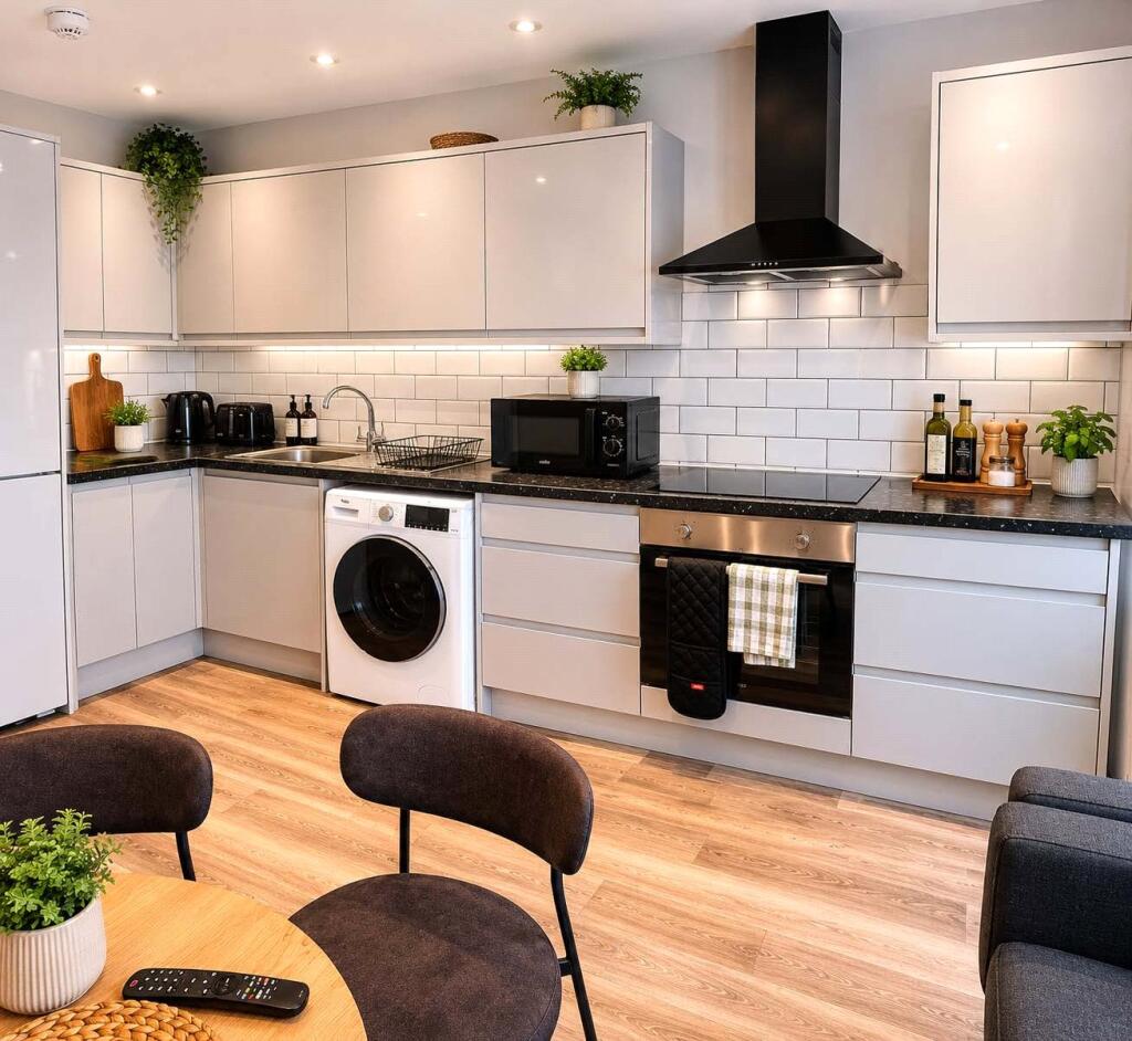 3 bed Apartment for rent in Leigh Woods. From CJ Hole - Bishopston