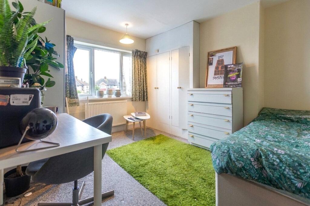7 bed Semi Detached for rent in Bristol. From CJ Hole - Bishopston