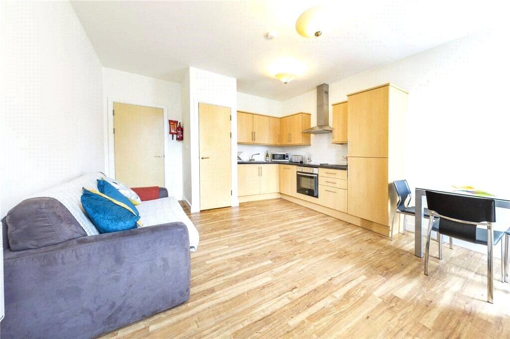 4 bed Apartment for rent in Bristol. From CJ Hole - Clifton