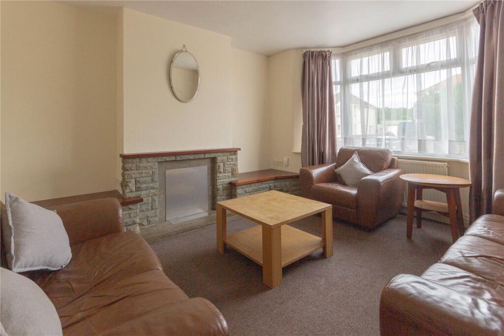 4 bed Semi Detached for rent in Bristol. From CJ Hole - Downend