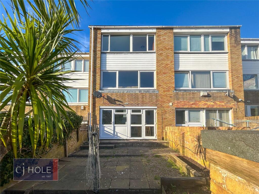 5 bed Detached for rent in Bristol. From CJ Hole - Kingswood