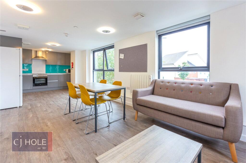 1 bed Apartment for rent in Frenchay. From CJ Hole - Kingswood