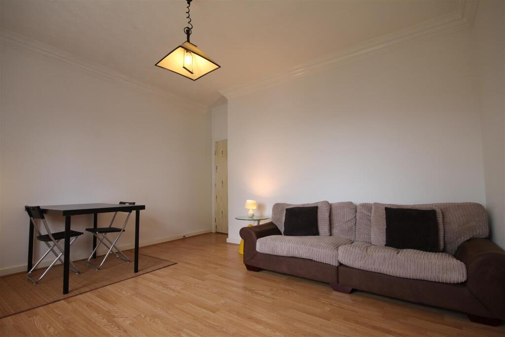 1 bed Apartment for rent in Newcastle upon Tyne. From Walton Robinson Property Consultants Ltd 1 bed Apartment for rent in Newcastle upon Tyne. From Walton Robinson Property Consultants Ltd