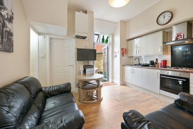 4 bed Mid Terraced House for rent in Preston. From North West Homes - Preston