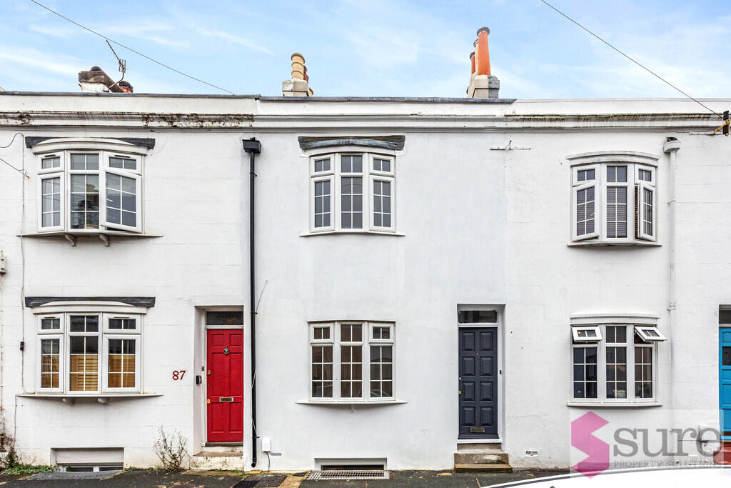 4 bed Mid Terraced House for rent in Brighton and Hove. From Sure Property Solutions Ltd - Brighton 4 bed Mid Terraced House for rent in Brighton and Hove. From Sure Property Solutions Ltd - Brighton