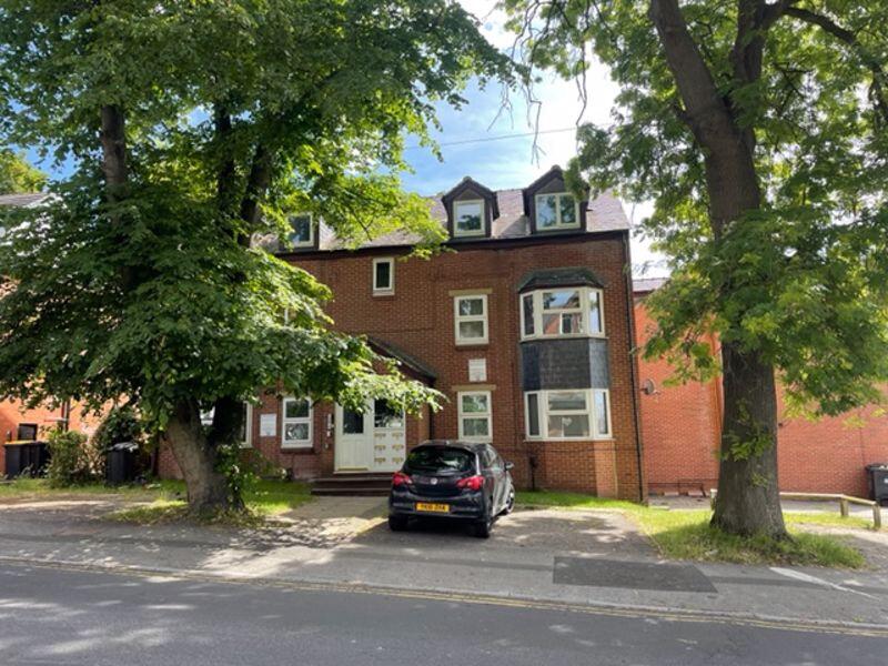 2 bed 1st Floor Flat for rent in Leeds. From Castlehill - Headingley