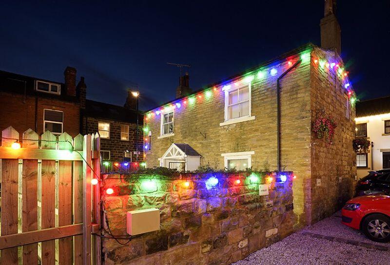 3 bed Detached for rent in Leeds. From Castlehill - Headingley