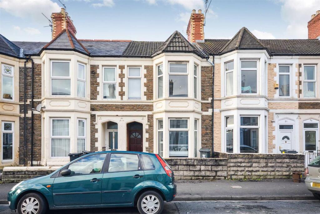 4 bed Mid Terraced House for rent in Cardiff. From Harry Harper Sales & Lettings - Cathays 4 bed Mid Terraced House for rent in Cardiff. From Harry Harper Sales & Lettings - Cathays