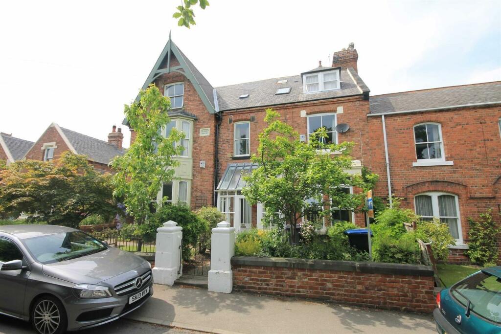 5 bed Private Halls for rent in Durham. From Robinsons - Durham