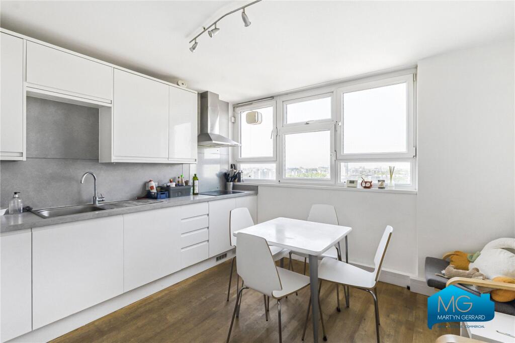 3 bed Apartment for rent in London. From Carlton Estate Agents - London