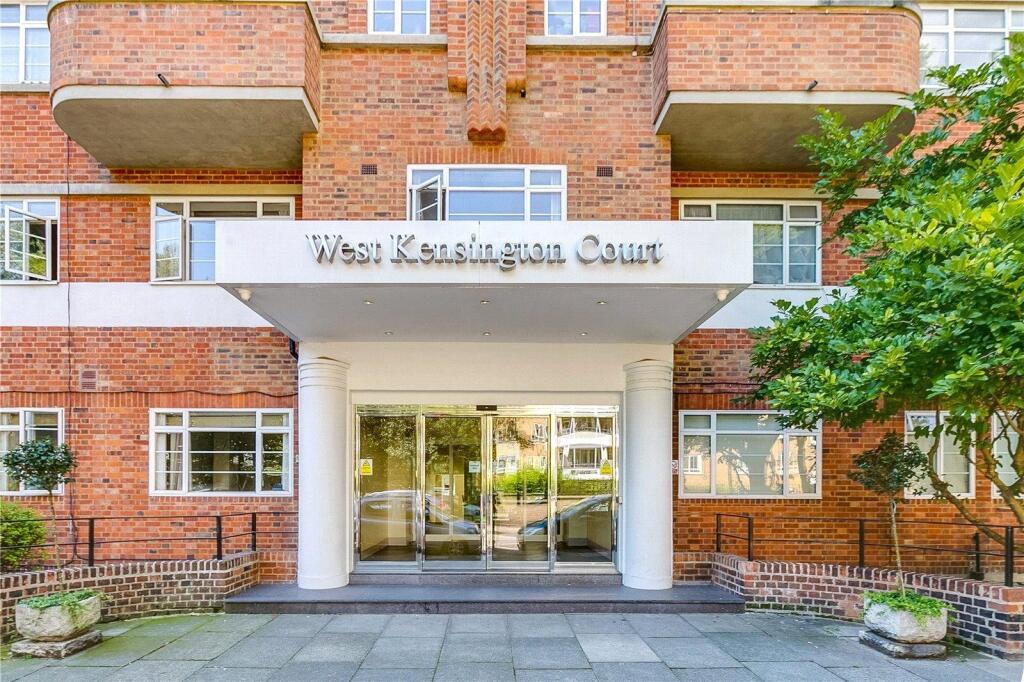2 bed 1st Floor Flat for rent in Kensington. From Tates