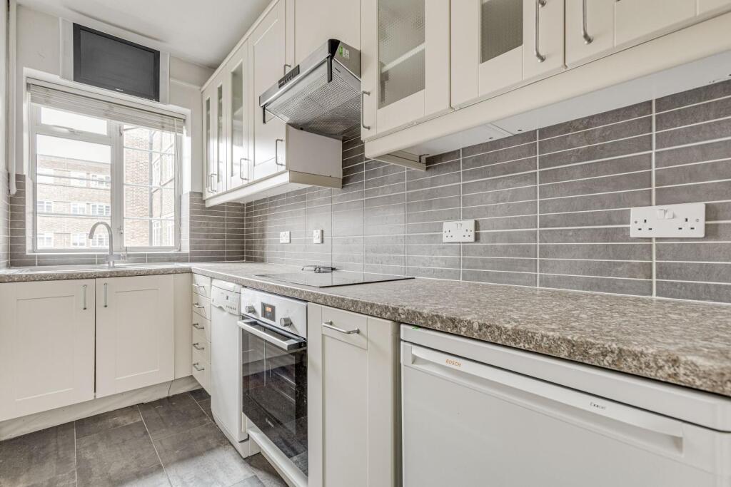 2 bed 1st Floor Flat for rent in Kensington. From Tates