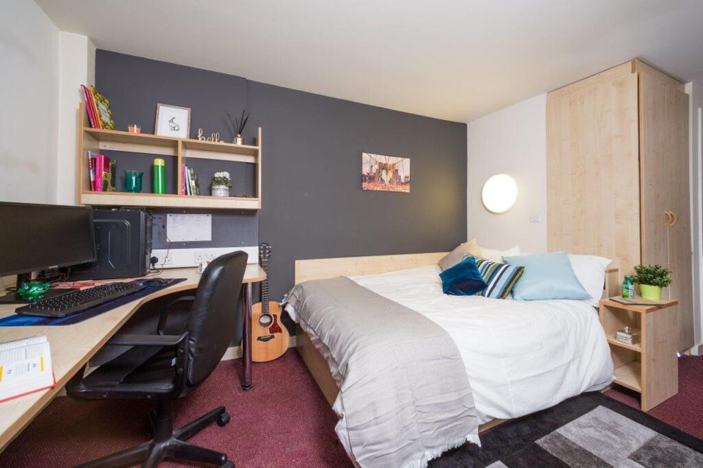4 bed Apartment for rent in Sheffield. From Blundells - Sheffield Central 4 bed Apartment for rent in Sheffield. From Blundells - Sheffield Central
