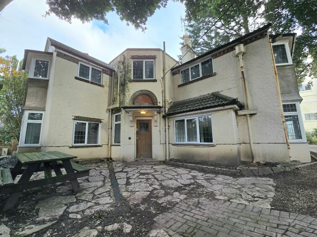 1 bed Hotel Room for rent in Bournemouth. From Gordon Barker Ltd - Bournemouth