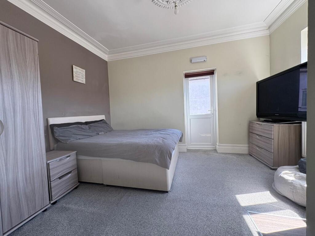 1 bed Detached for rent in Portsmouth. From Bernards Estate and Lettings Agents - Portsmouth Office 1 bed Detached for rent in Portsmouth. From Bernards Estate and Lettings Agents - Portsmouth Office