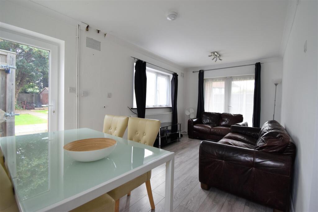 6 bed Detached for rent in Uxbridge. From The Gibson Honey Partnership