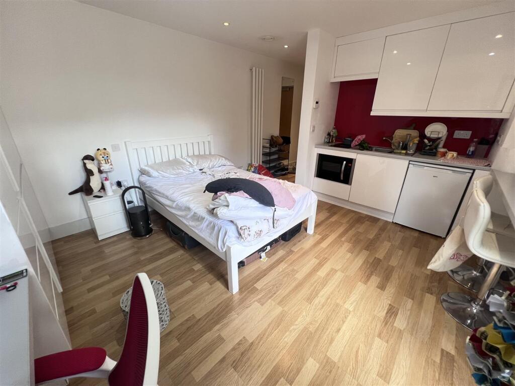 1 bed Apartment for rent in Cambridge. From Embassy Lettings & Management Limited - Cambridge