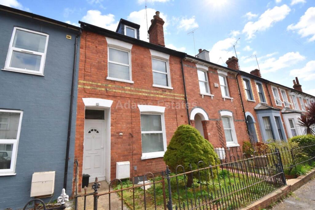 5 bed Mid Terraced House for rent in Reading. From Adams Estates - Reading