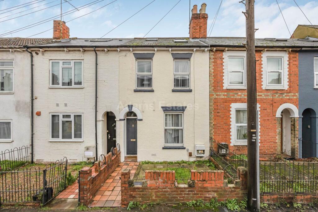 5 bed Mid Terraced House for rent in Reading. From Adams Estates - Reading