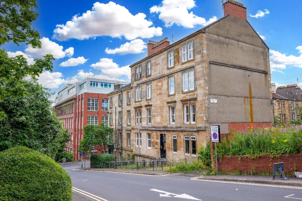 3 bed 1st Floor Flat for rent in Glasgow. From MQ Estate Agents and Lettings - Covering Scotland
